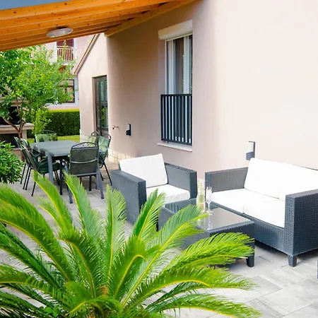 דירה Two Bedroom Karmen With Pool סיני