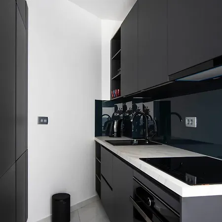 Two Bedroom Karmen With Pool דירה *