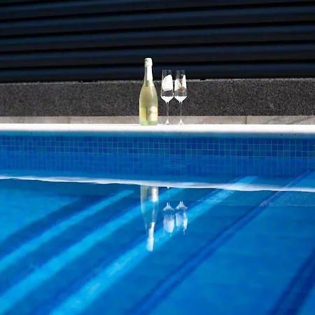 Two Bedroom Karmen With Pool דירה סיני
