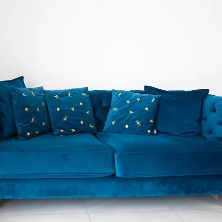 Two Bedroom Karmen With Pool דירה