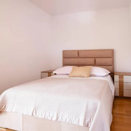Two Bedroom Karmen With Pool סיני
