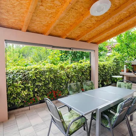 דירה Two Bedroom Karmen With Pool סיני